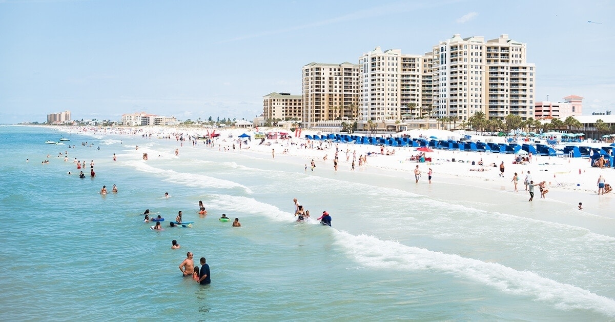 Hot, humid summers and mild winters in Tampa, Florida