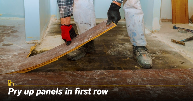 Pry up panels in first row Pry up panels in first row